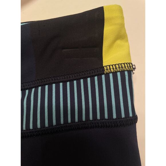 Lululemon Run Inspire Crop II Sz 6 Inkwell Pow Stripe Split Pea Power Luxtreme - Picture 4 of 10